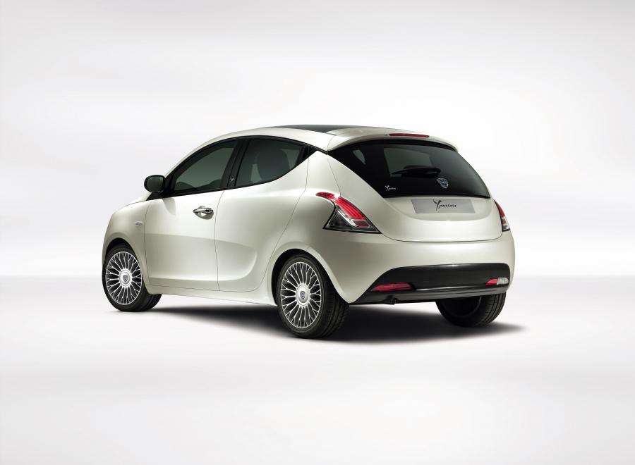  Lancia Ypsilon 2011 года  (фото 95 из 96)